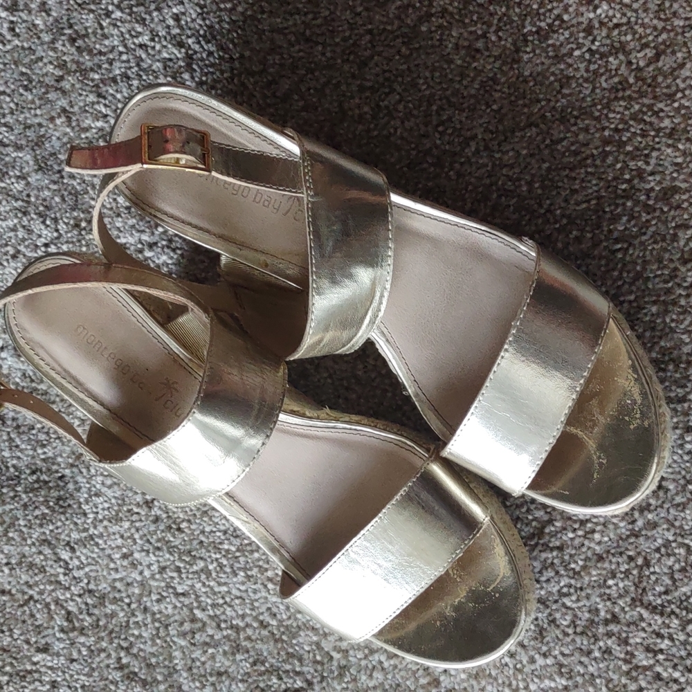 Women's wedge shoes size 10
